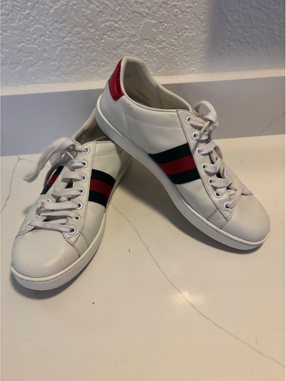 Gucci White Leather Bee Embroidered Ace Women's Sneakers EU 37 1/2 US 7.5/8